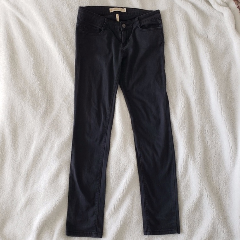 Love Culture Black Dark Wash Skinny Jeans size 7